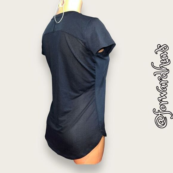 Under Armour Athletic Running Shirt Size Small - Picture 5 of 9